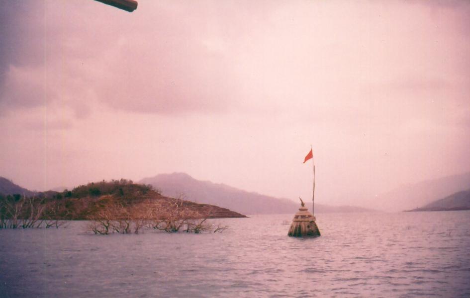 Historically significant Shulpaneshwar temple submerges permanently in the Sardar Sarovar Dam waters in Manibeli, Maharashtrian, Photo credit_ NBA
