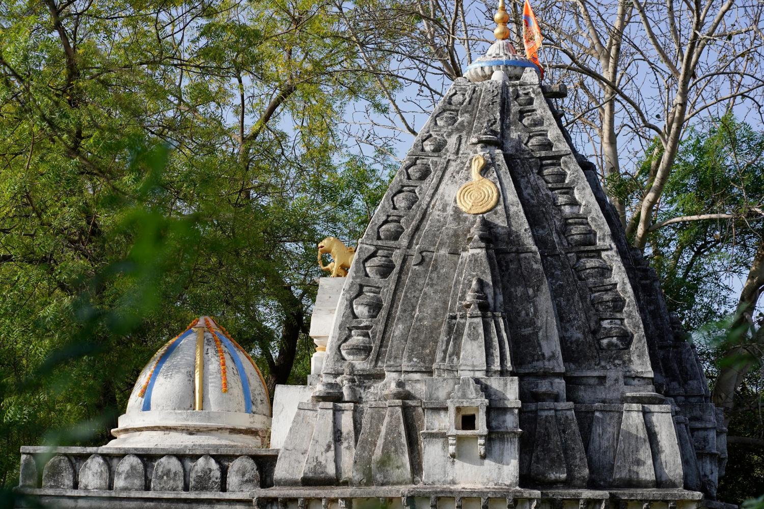 Ram temple in village Gangli in Madhya Pradesh that submerges partially in the Sardar Sarovar Dam waters, Photo credit_ Rohit Jain for Oral History Narmada(1)